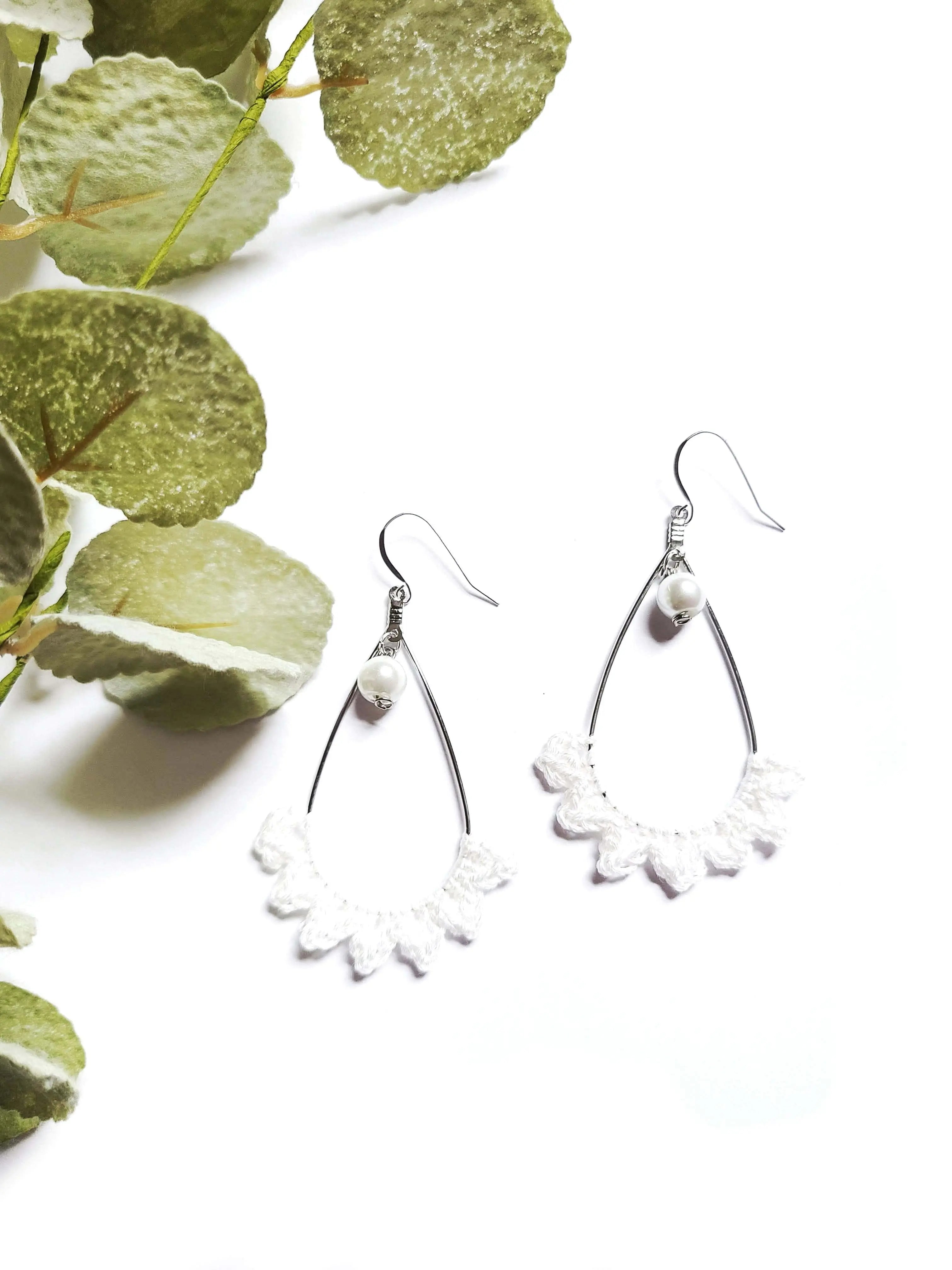 Tear drop Pearl Burst Earrings